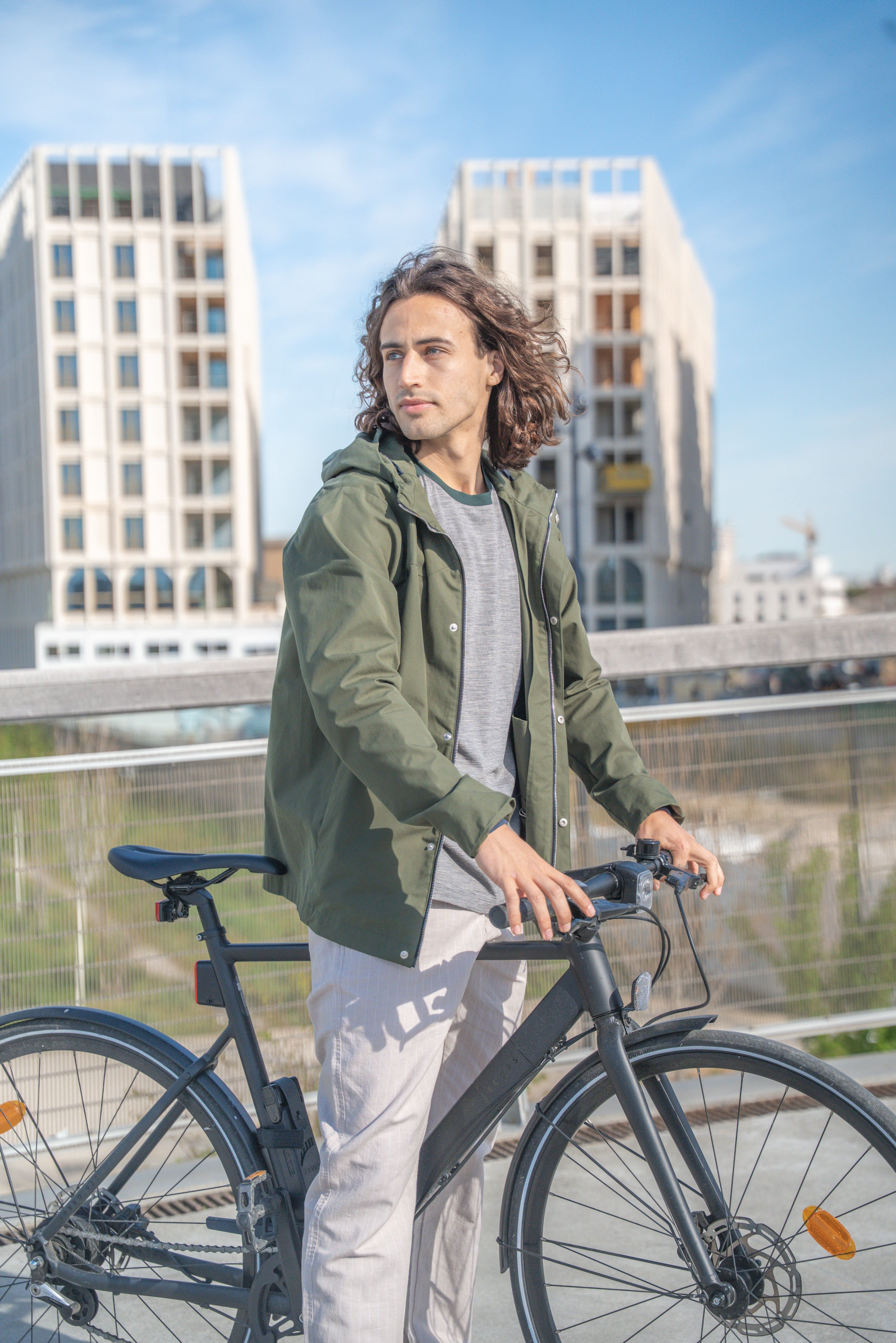 Waterproof Ventile Windbreaker 200 - Cevene